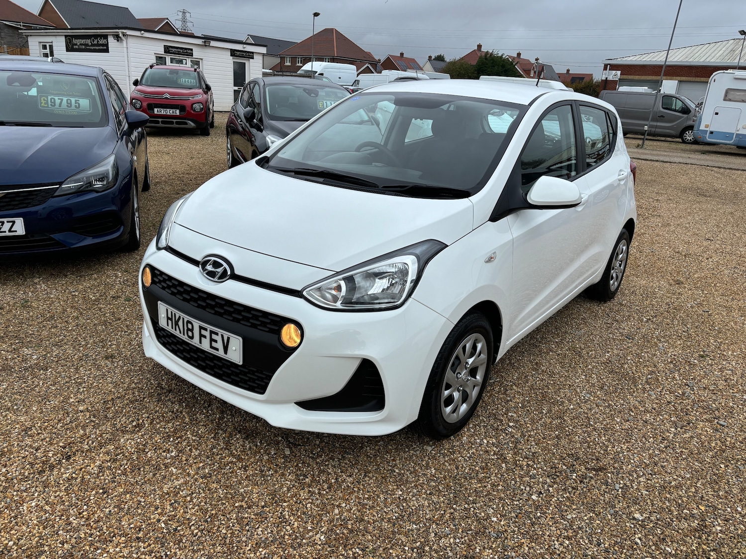 Used Hyundai i10 2018 for sale - 76357780: Photo 5