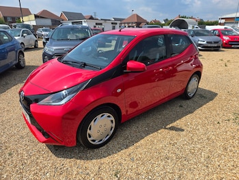Used Toyota AYGO 2017 for sale - 79234276: Photo