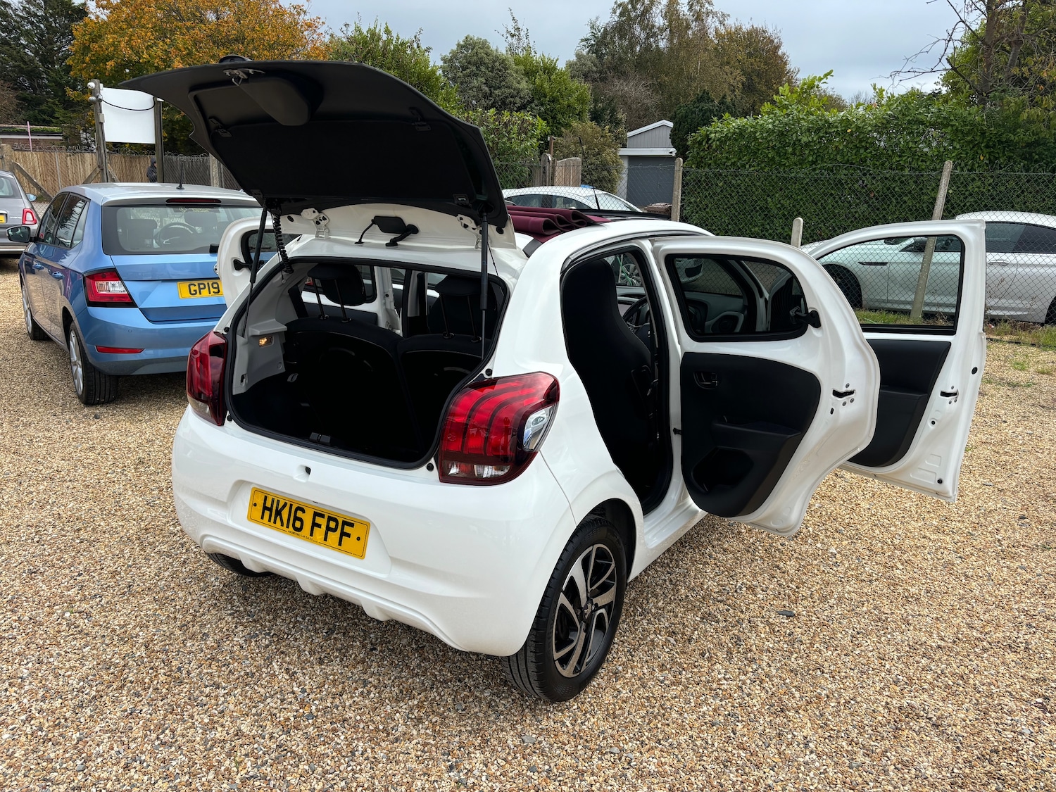 Used Peugeot 108 2016 for sale - 76187023: Photo 11