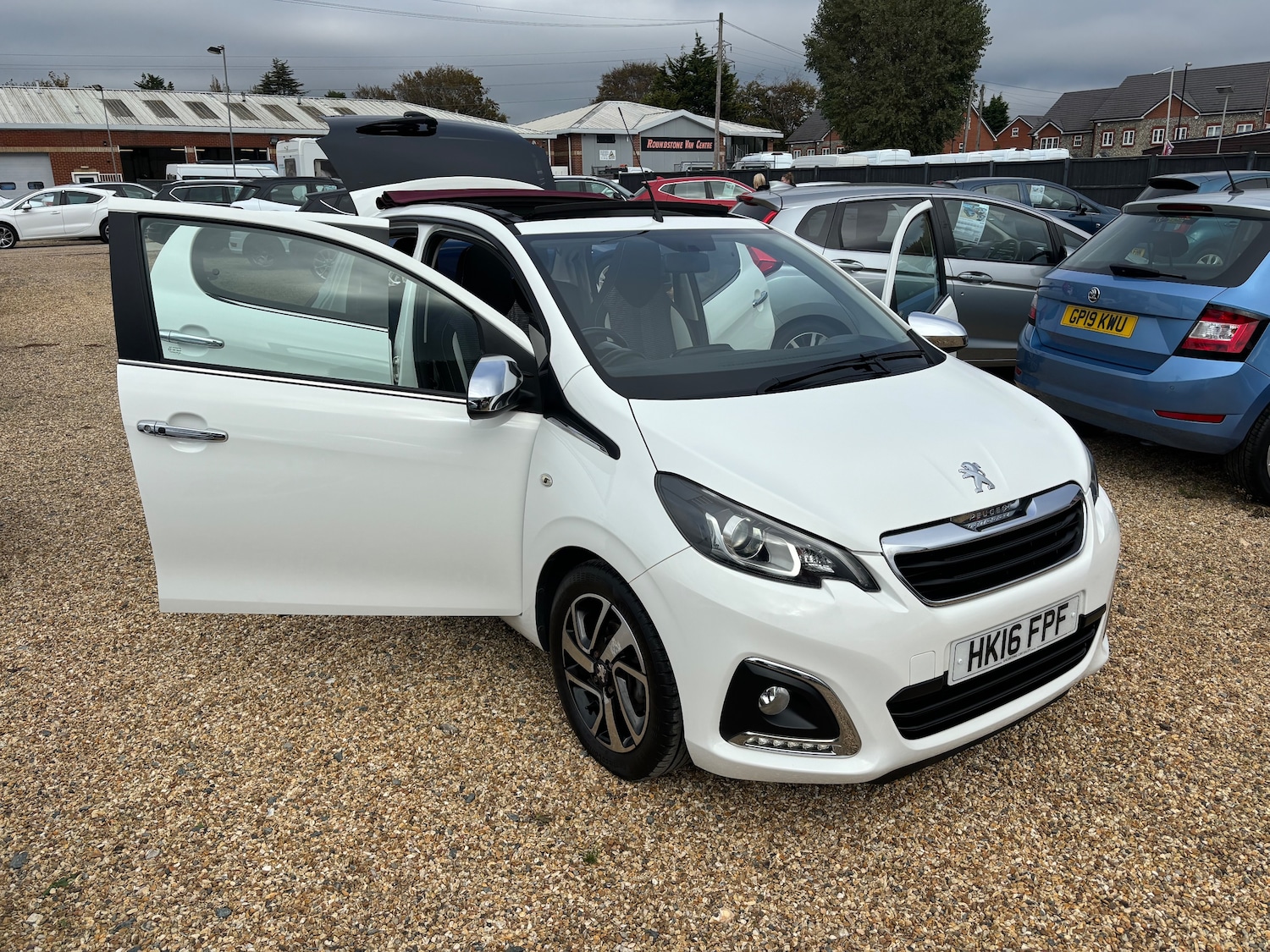 Used Peugeot 108 2016 for sale - 76187023: Photo 12