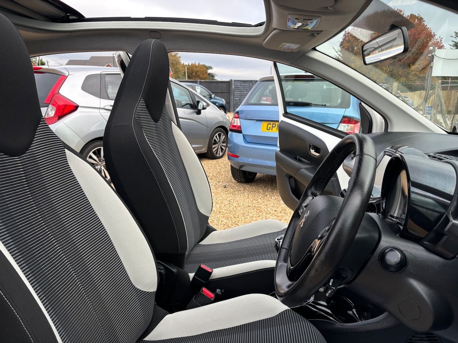 Used Peugeot 108 2016 for sale - 76187023: Photo 16
