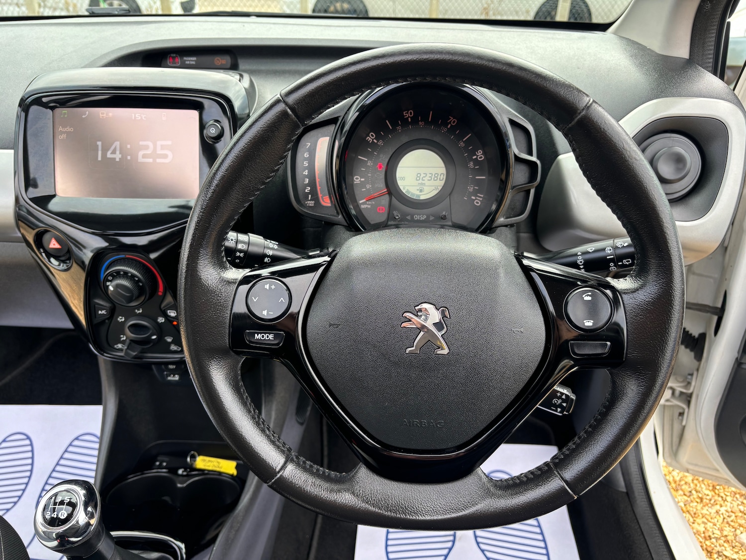 Used Peugeot 108 2016 for sale - 76187023: Photo 17