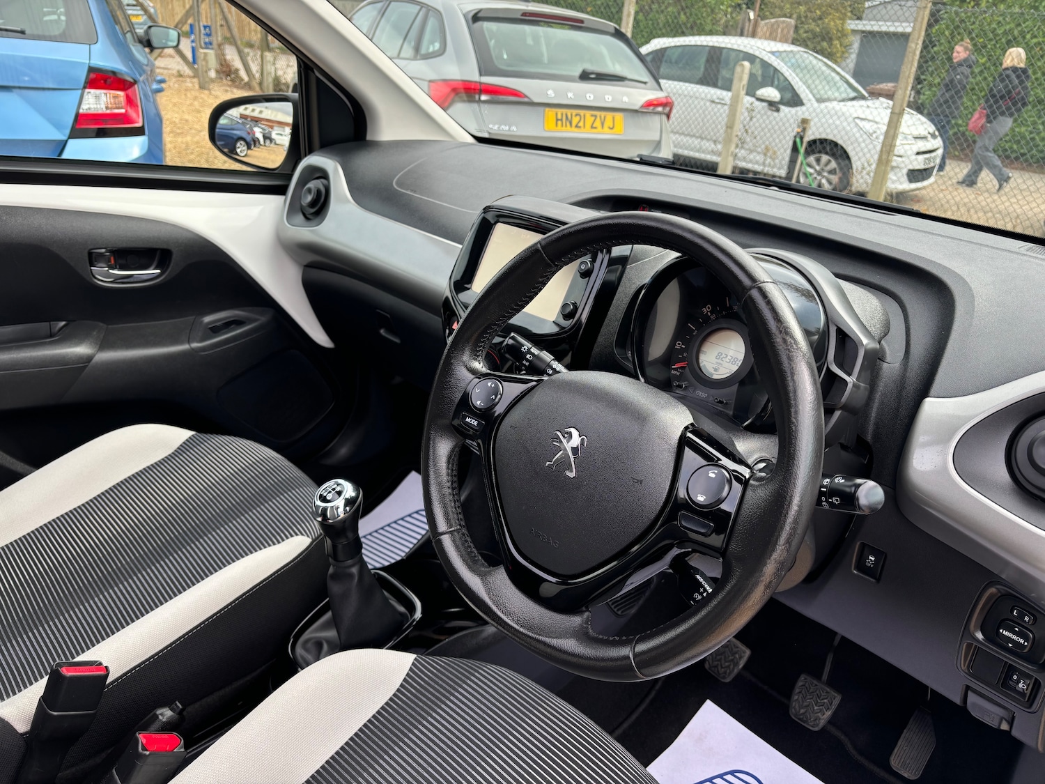 Used Peugeot 108 2016 for sale - 76187023: Photo 5