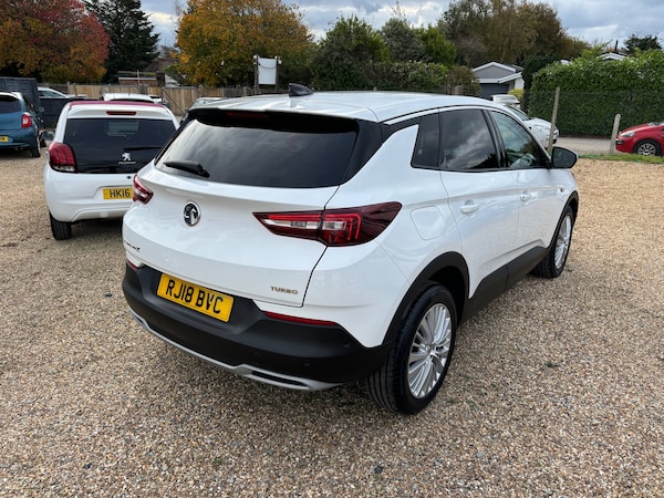 Used Vauxhall Grandland X 2018 for sale - 76311786: Photo 2