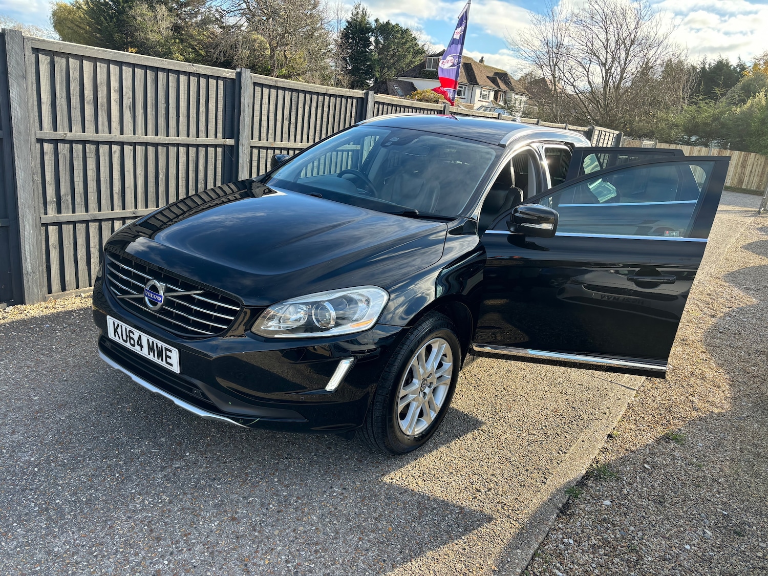 Used Volvo XC60 2014 for sale - 76508894: Photo 10