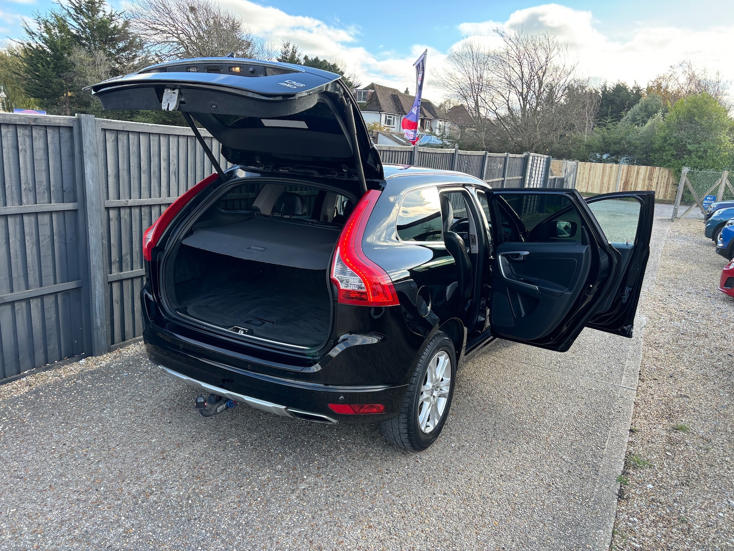 Used Volvo XC60 2014 for sale - 76508894: Photo 13