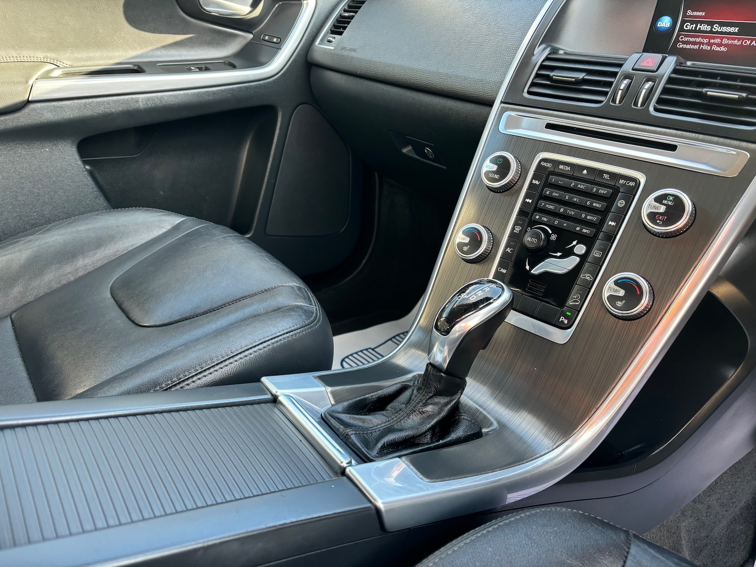 Used Volvo XC60 2014 for sale - 76508894: Photo 20