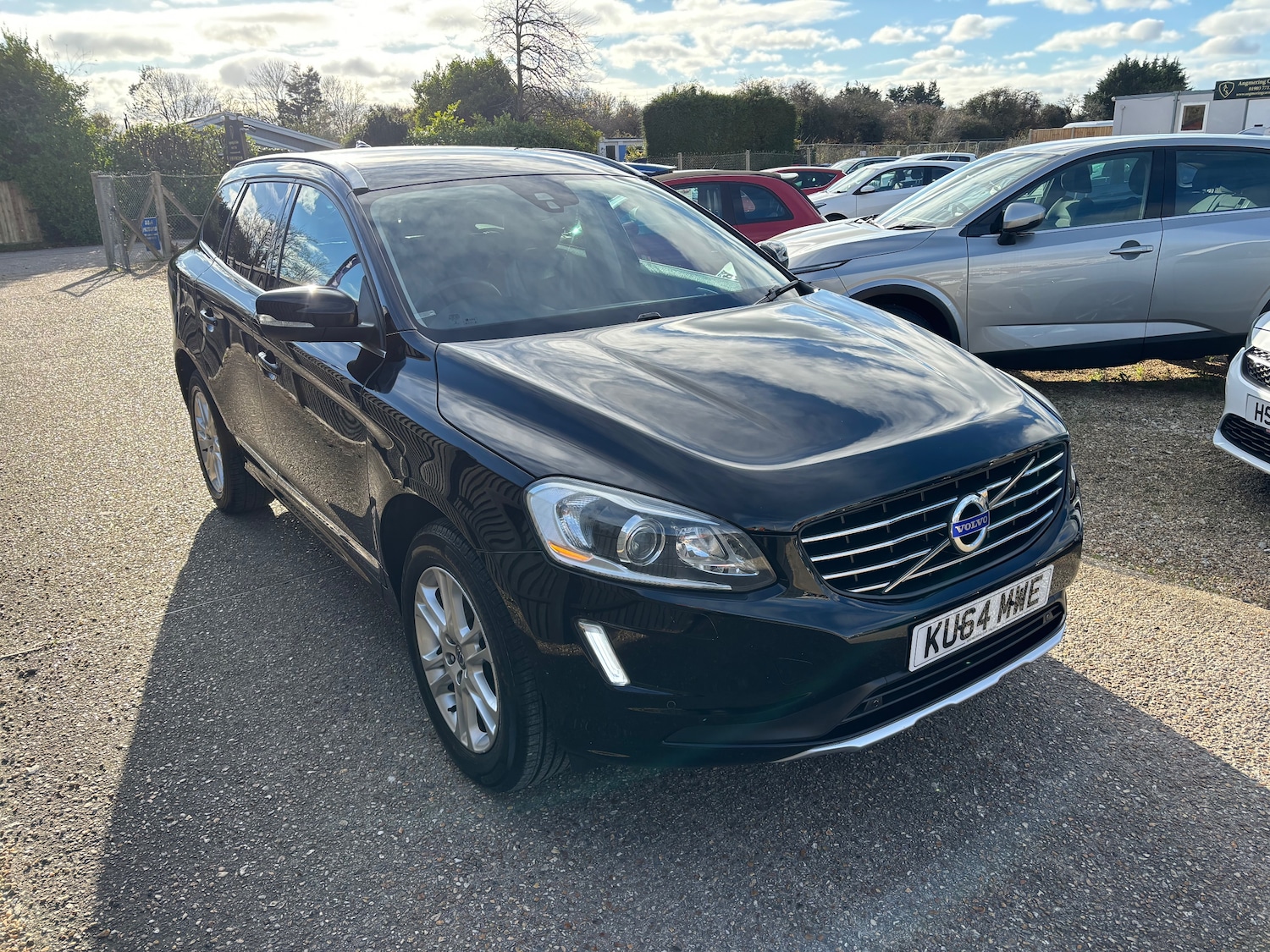 Used Volvo XC60 2014 for sale - 76508894: Photo 3
