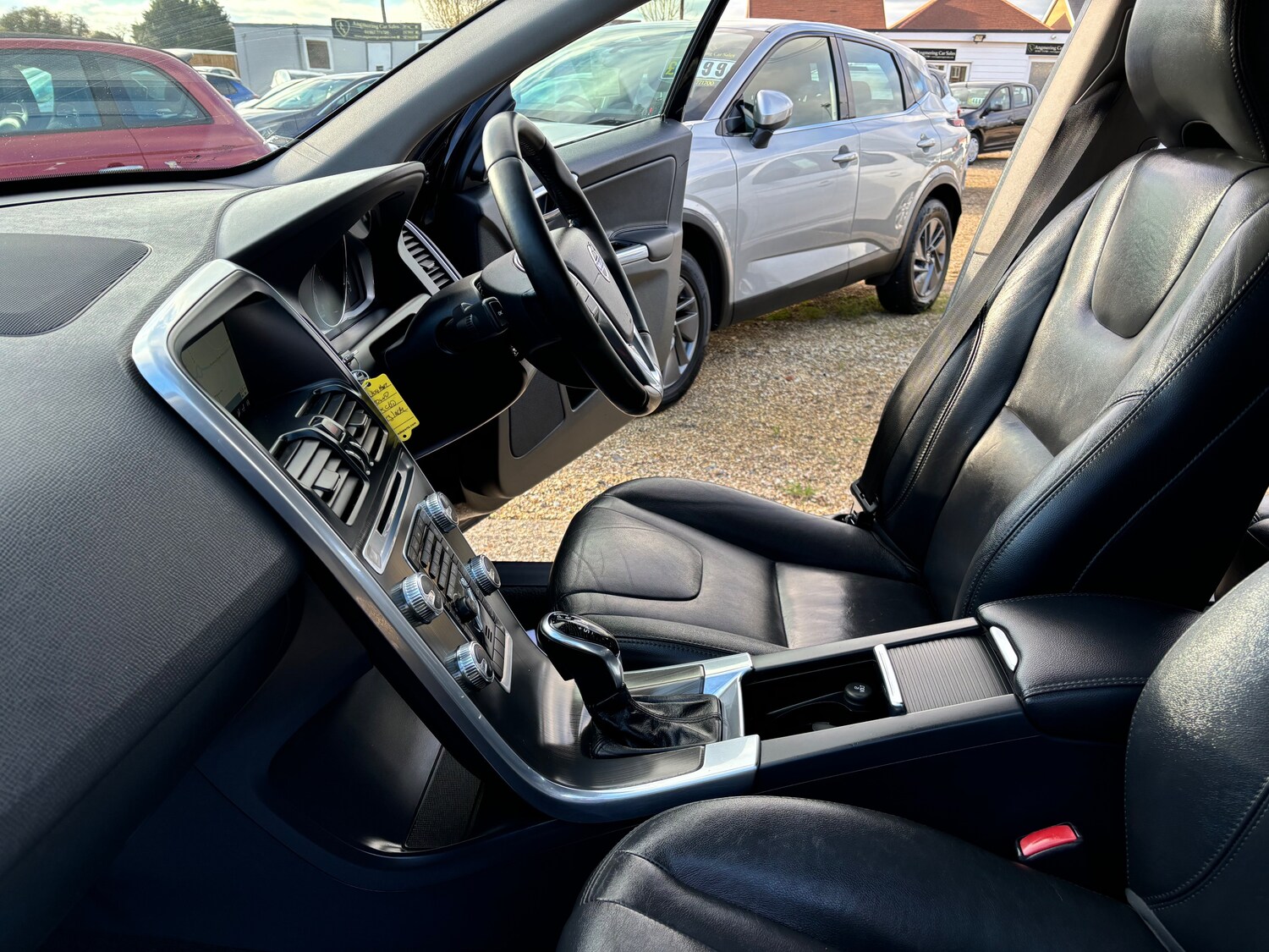 Used Volvo XC60 2014 for sale - 76508894: Photo 32