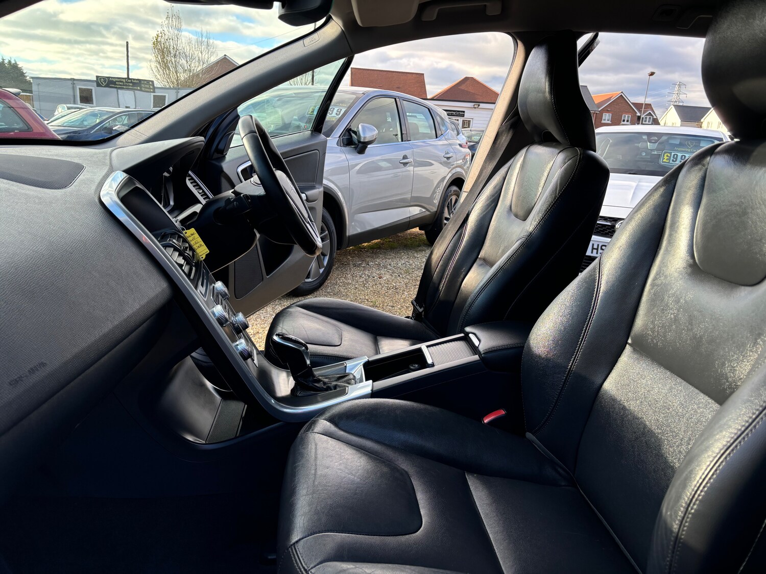 Used Volvo XC60 2014 for sale - 76508894: Photo 34