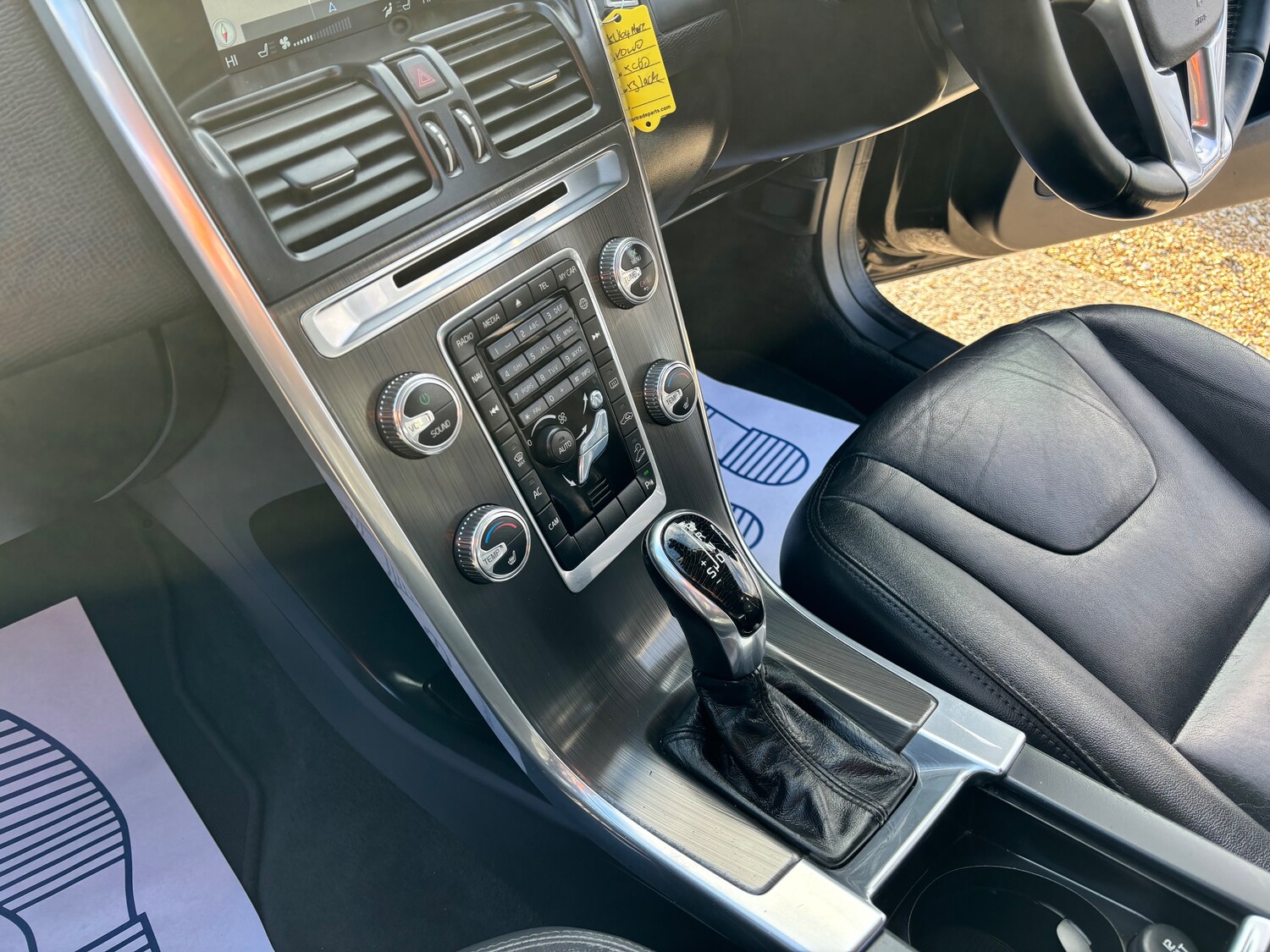 Used Volvo XC60 2014 for sale - 76508894: Photo 36