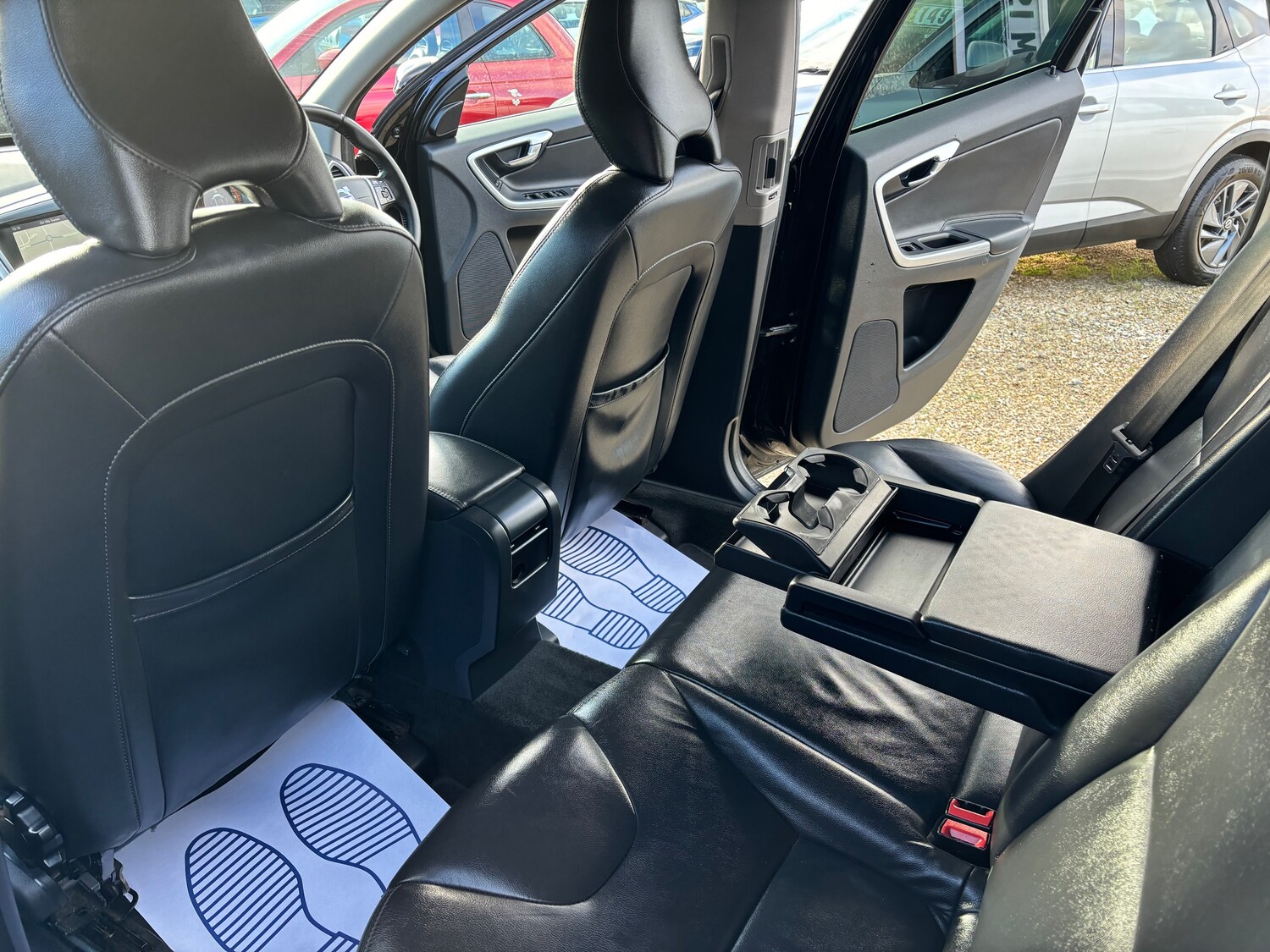 Used Volvo XC60 2014 for sale - 76508894: Photo 41