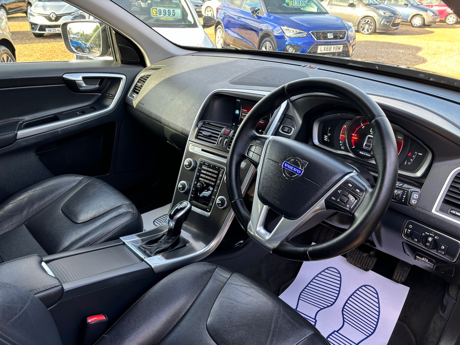 Used Volvo XC60 2014 for sale - 76508894: Photo 5