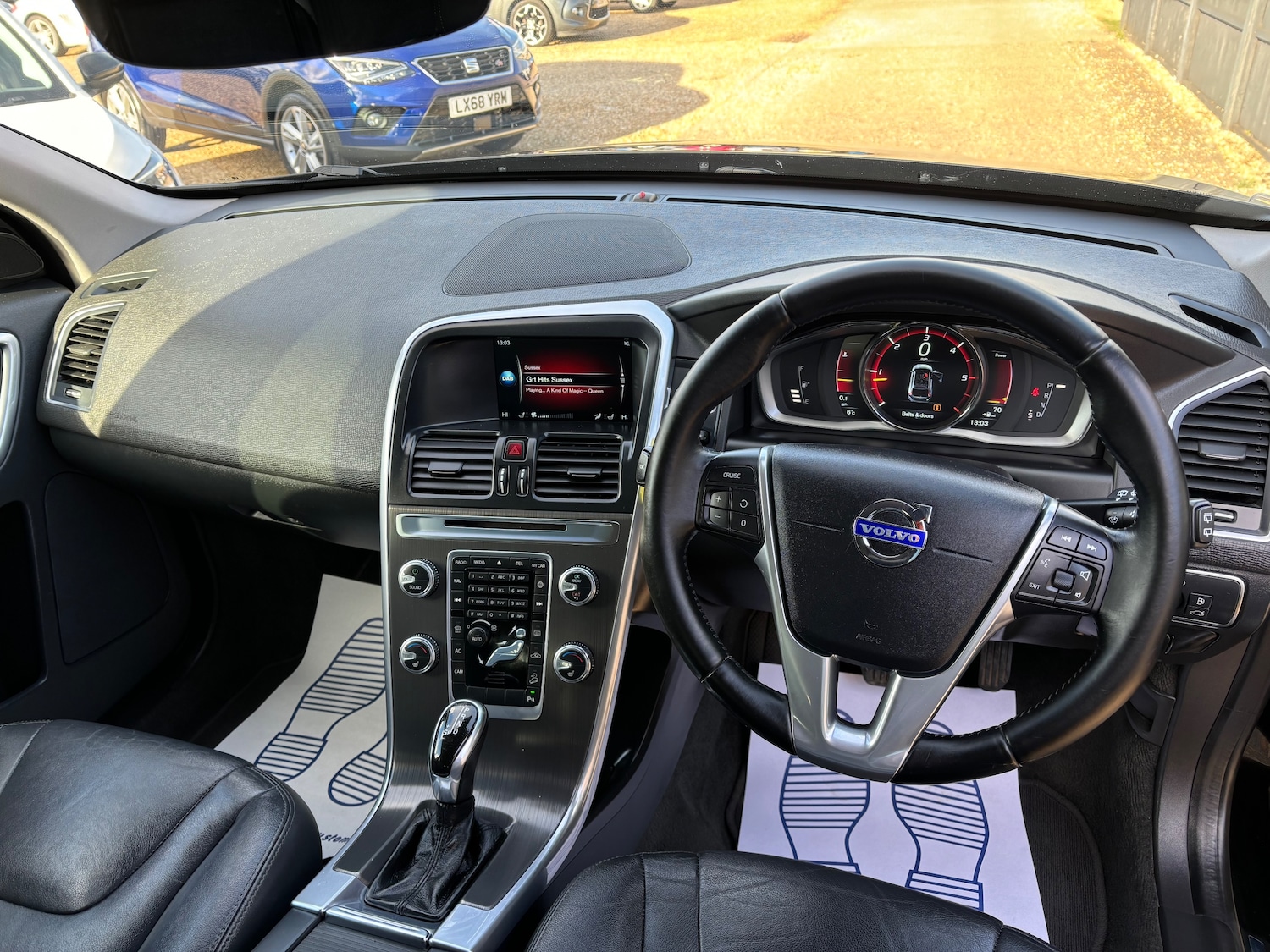 Used Volvo XC60 2014 for sale - 76508894: Photo 6