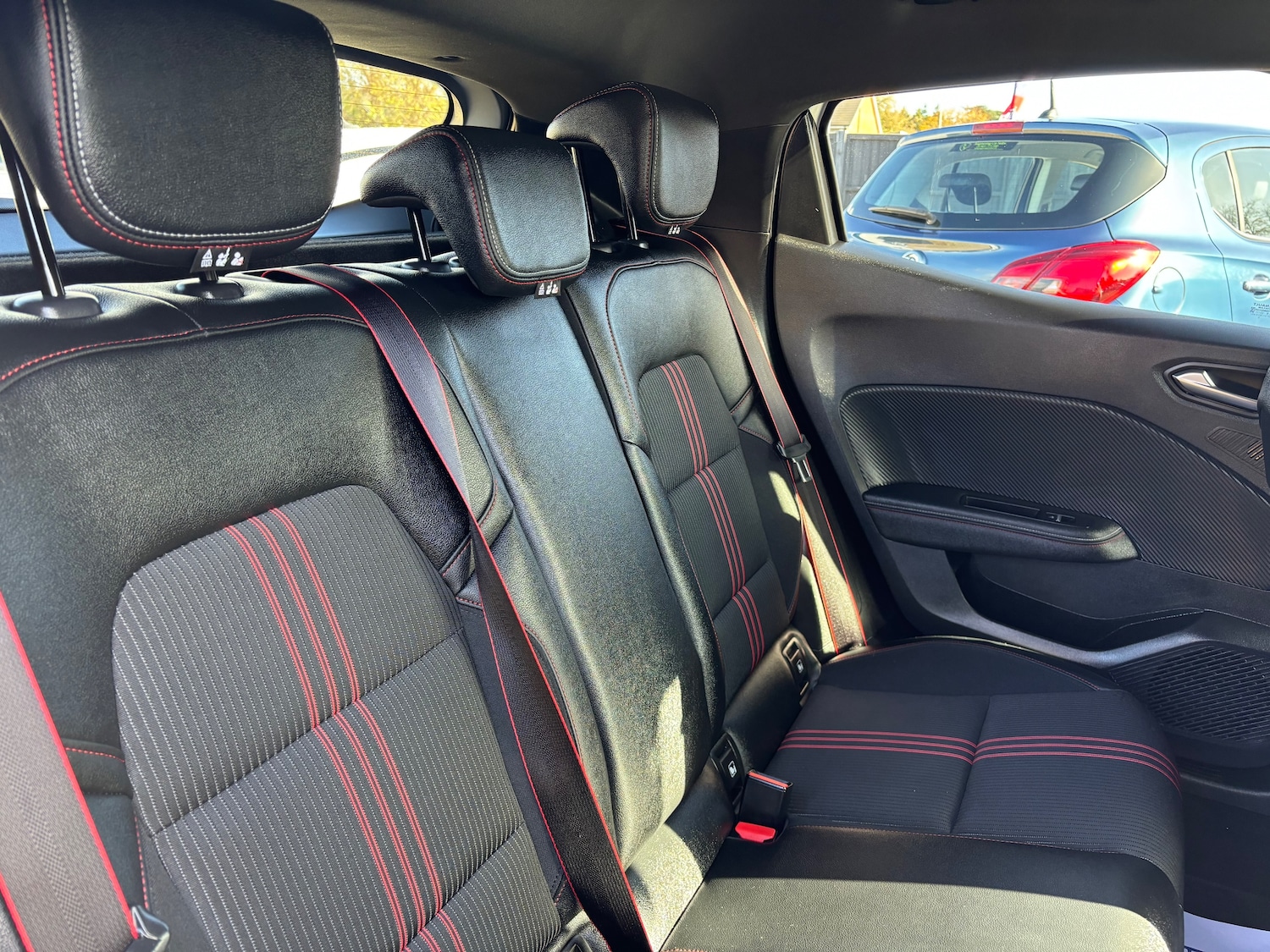 Used Renault Clio 2020 for sale - 76351407: Photo 10