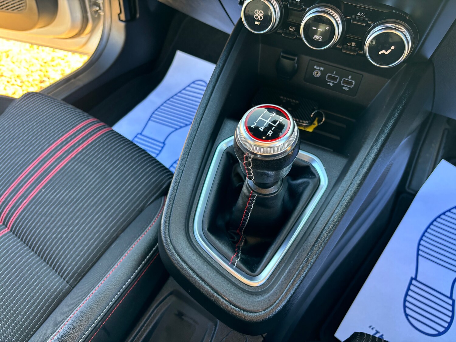 Used Renault Clio 2020 for sale - 76351407: Photo 24