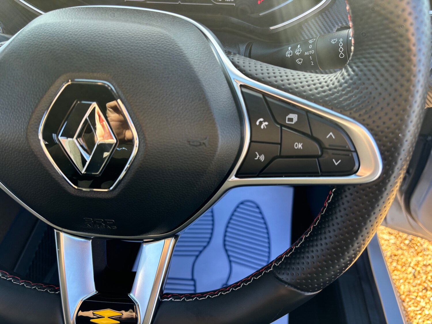 Used Renault Clio 2020 for sale - 76351407: Photo 27