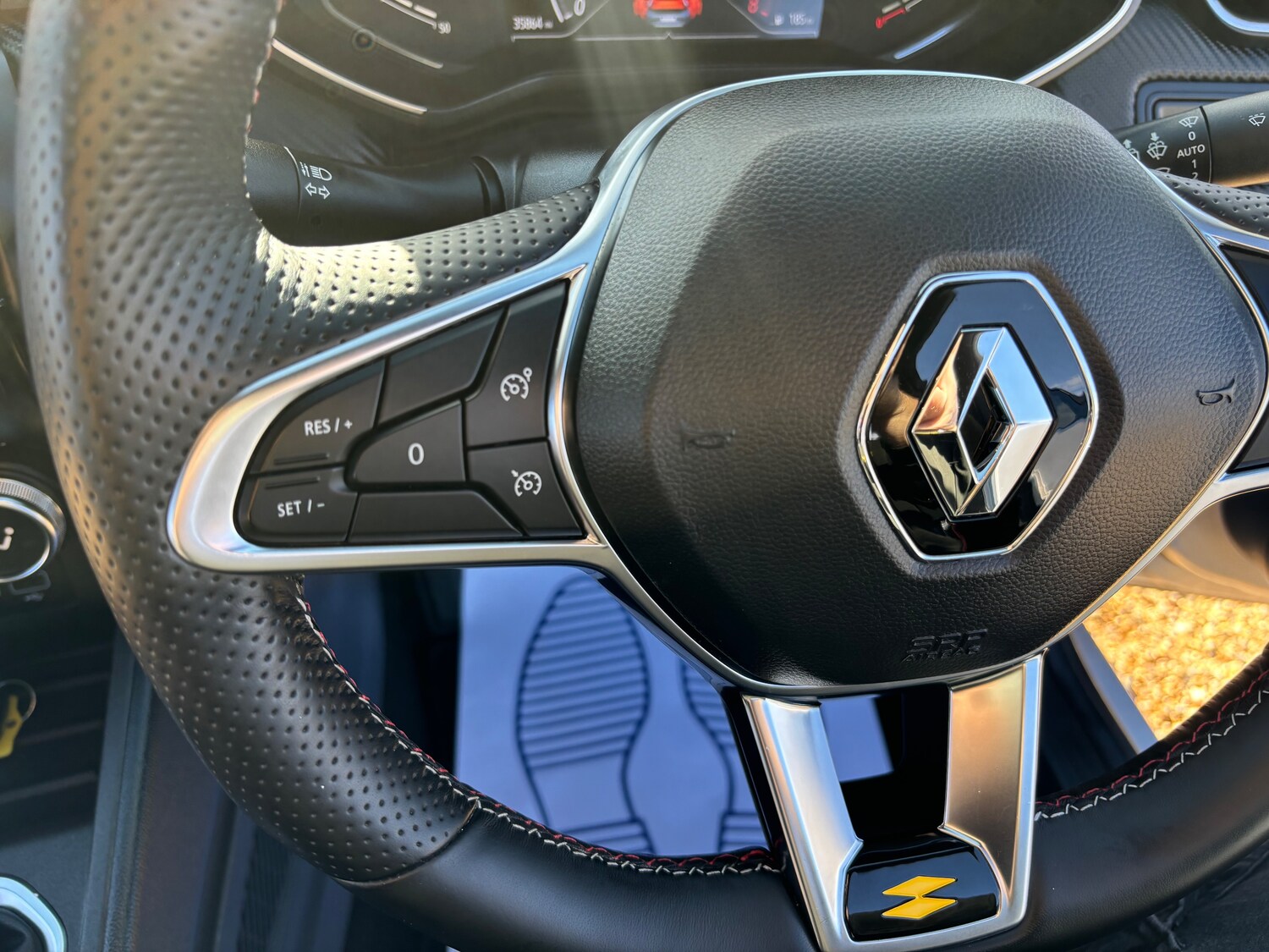 Used Renault Clio 2020 for sale - 76351407: Photo 28