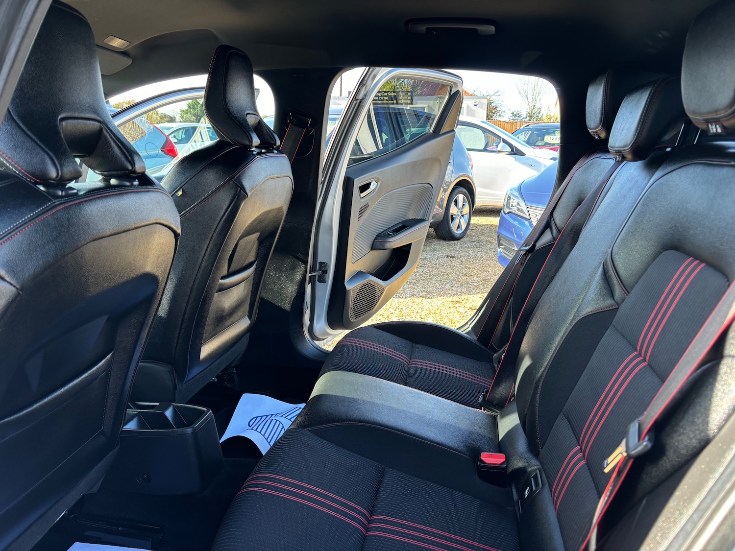 Used Renault Clio 2020 for sale - 76351407: Photo 33