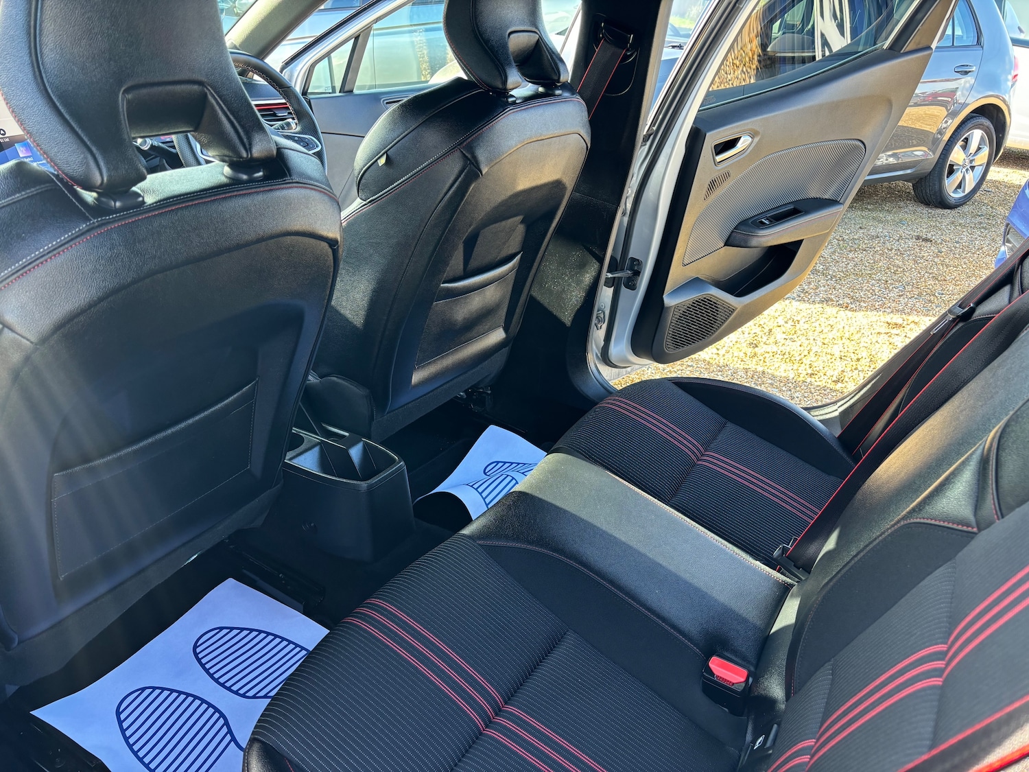 Used Renault Clio 2020 for sale - 76351407: Photo 34