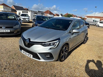 Used Renault Clio 2020 for sale - 76351407: Photo