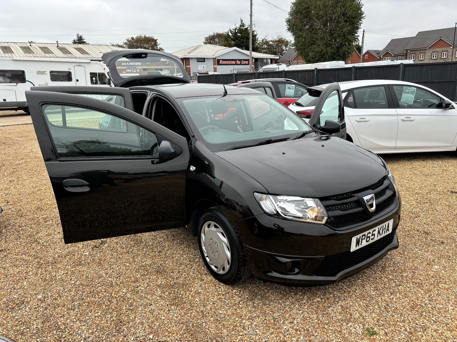 Used Dacia Sandero 2015 for sale - 76165169: Photo 16