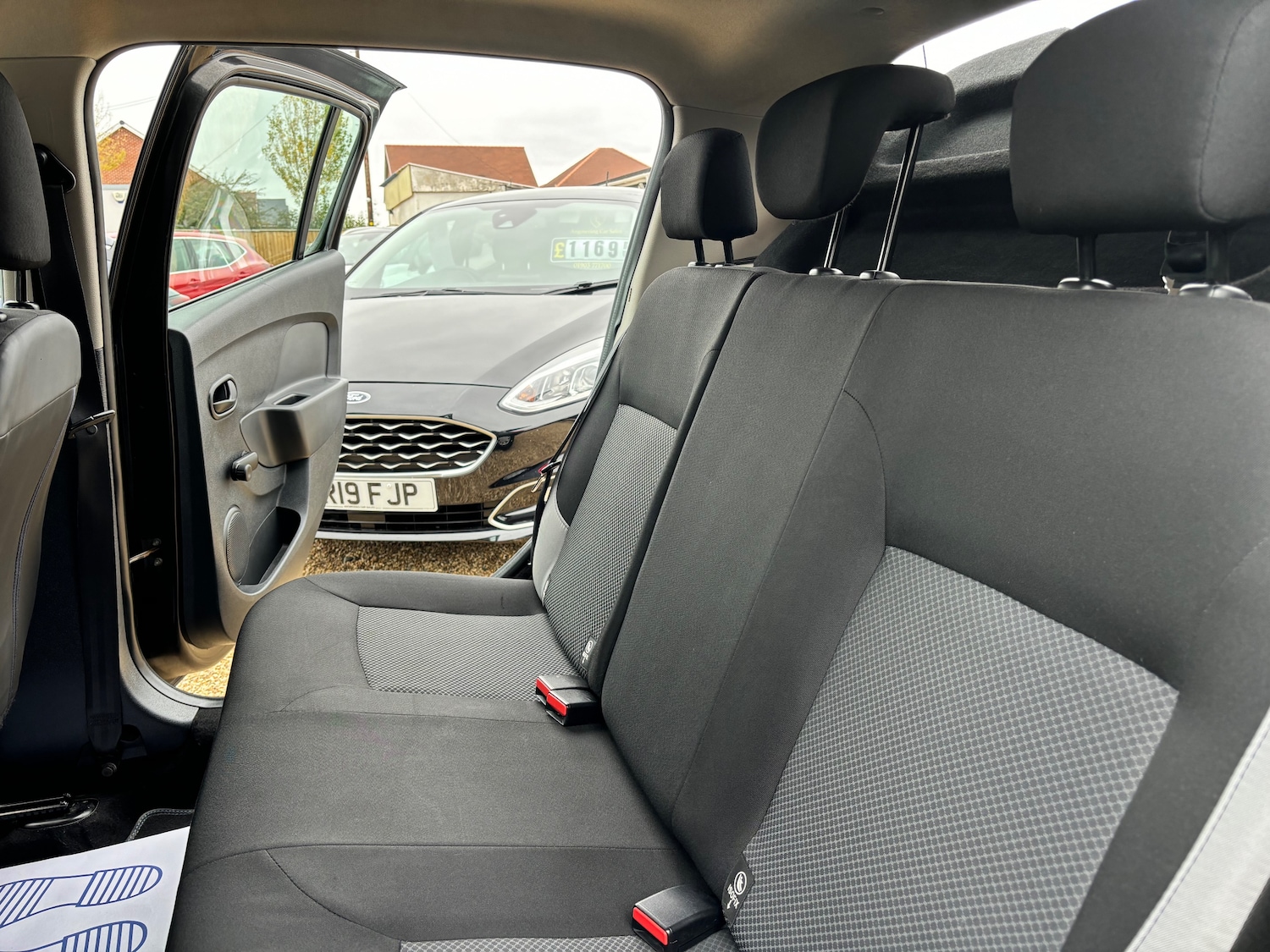 Used Dacia Sandero 2015 for sale - 76165169: Photo 20