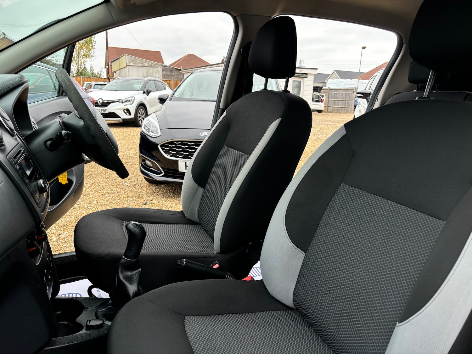 Used Dacia Sandero 2015 for sale - 76165169: Photo 23