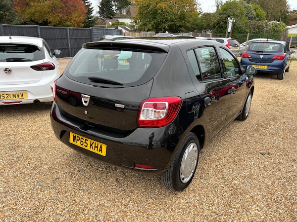 Used Dacia Sandero 2015 for sale - 76165169: Photo 3