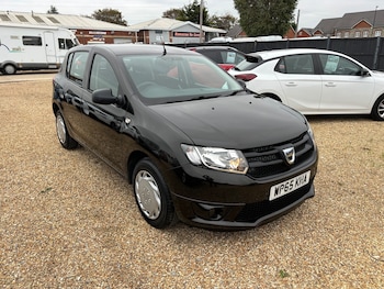 Used Dacia Sandero 2015 for sale - 76165169: Photo 4