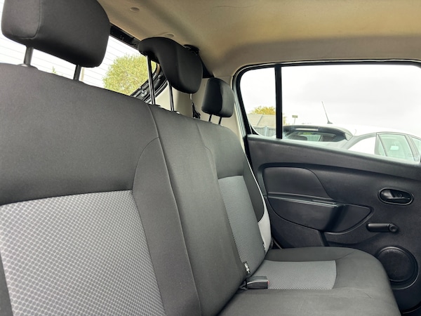 Used Dacia Sandero 2015 for sale - 76165169: Photo 8