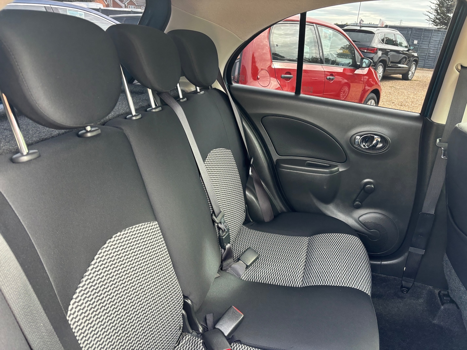 Used Nissan Micra 2016 for sale - 75957441: Photo 8