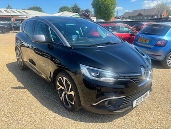 Used Renault Scenic 2018 for sale - 78563969: Photo