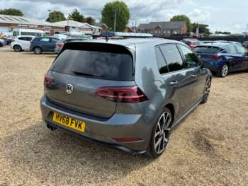 Used Volkswagen Golf 2018 for sale - 74722788: Photo