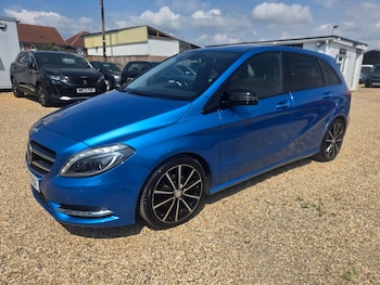 Used Mercedes-Benz B Class 2014 for sale - 79266437: Photo