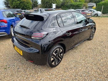Used Peugeot 208 2024 for sale - 79747359: Photo