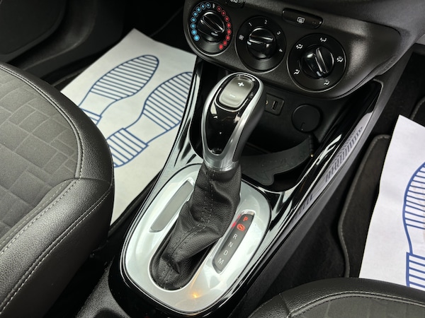 Used Vauxhall Corsa 2015 for sale - 76077129: Photo 6