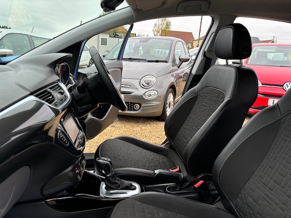 Used Vauxhall Corsa 2015 for sale - 76077129: Photo 9