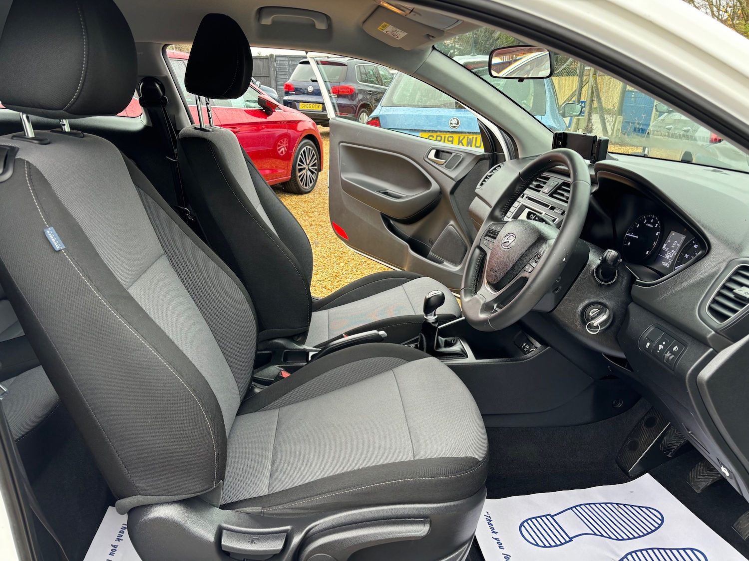 Used Hyundai i20 2017 for sale - 76341045: Photo 13