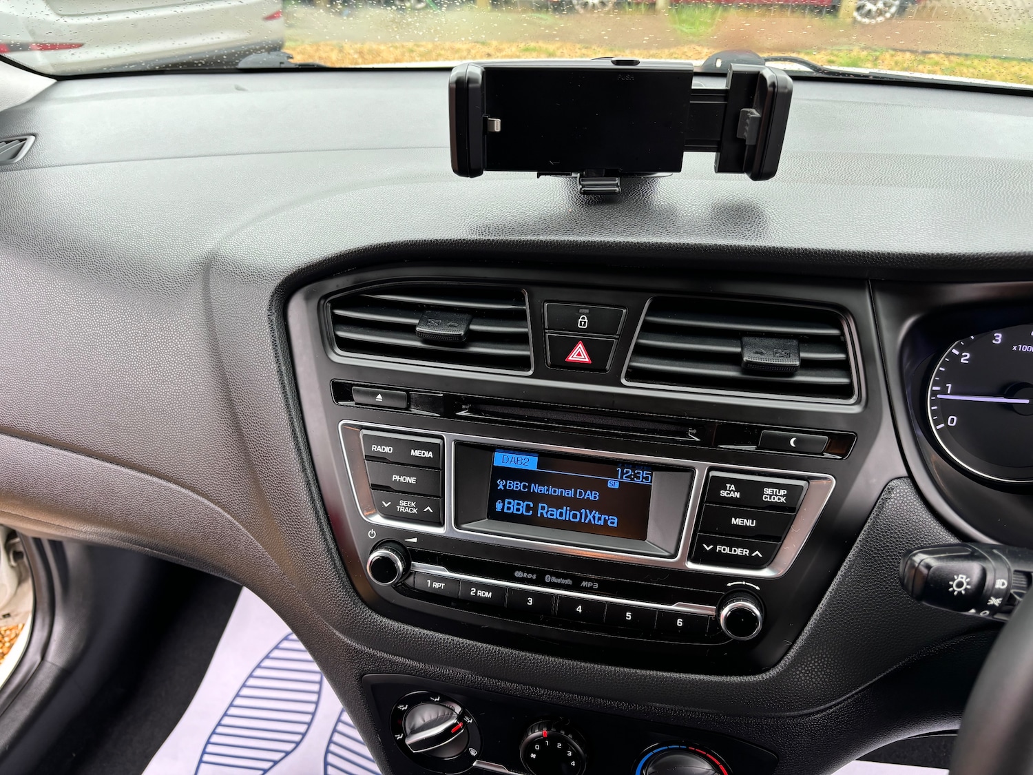 Used Hyundai i20 2017 for sale - 76341045: Photo 17