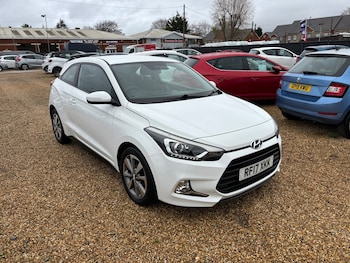 Used Hyundai i20 2017 for sale - 76341045: Photo