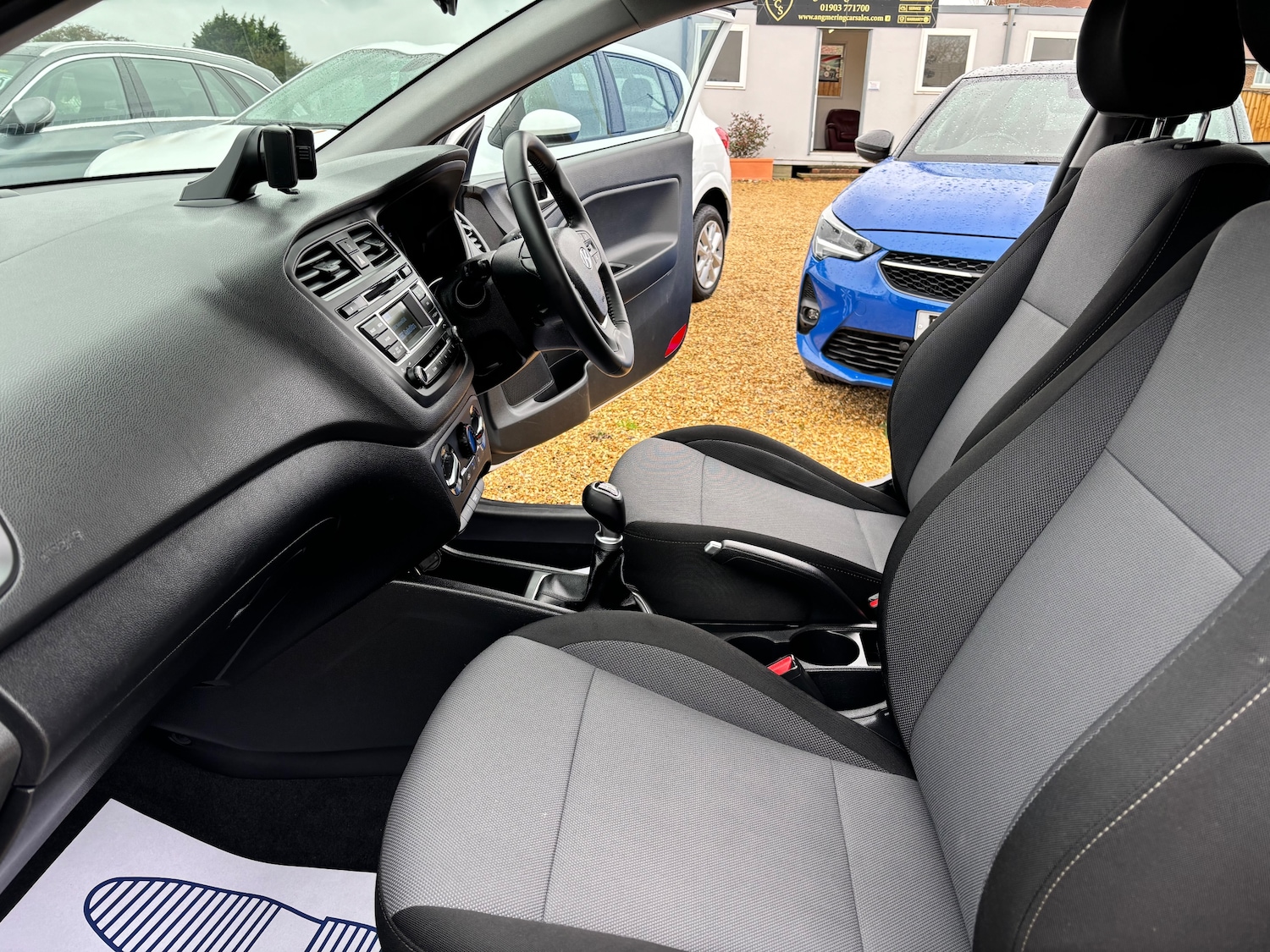 Used Hyundai i20 2017 for sale - 76341045: Photo 6