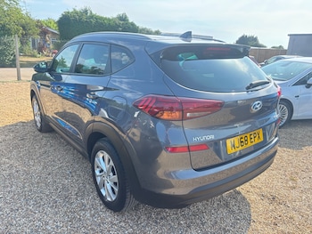Used Hyundai TUCSON 2018 for sale - 79033005: Photo