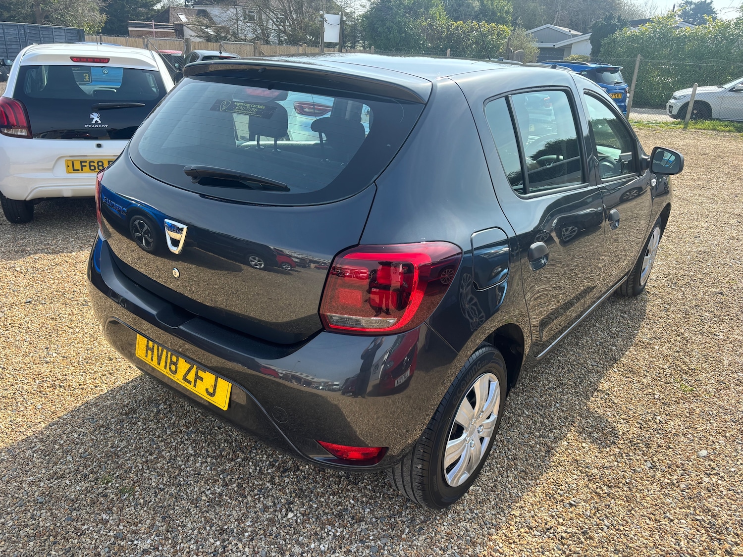 Used Dacia Sandero 2018 for sale - 77971831: Photo 2