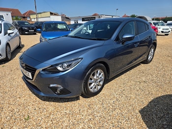 Used Mazda Mazda3 2016 for sale - 79010563: Photo