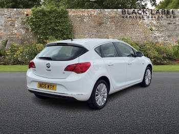Used Vauxhall Astra 2015 for sale - 75806488: Photo