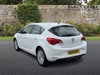 Used Vauxhall Astra 2015 for sale - 75806488: Photo