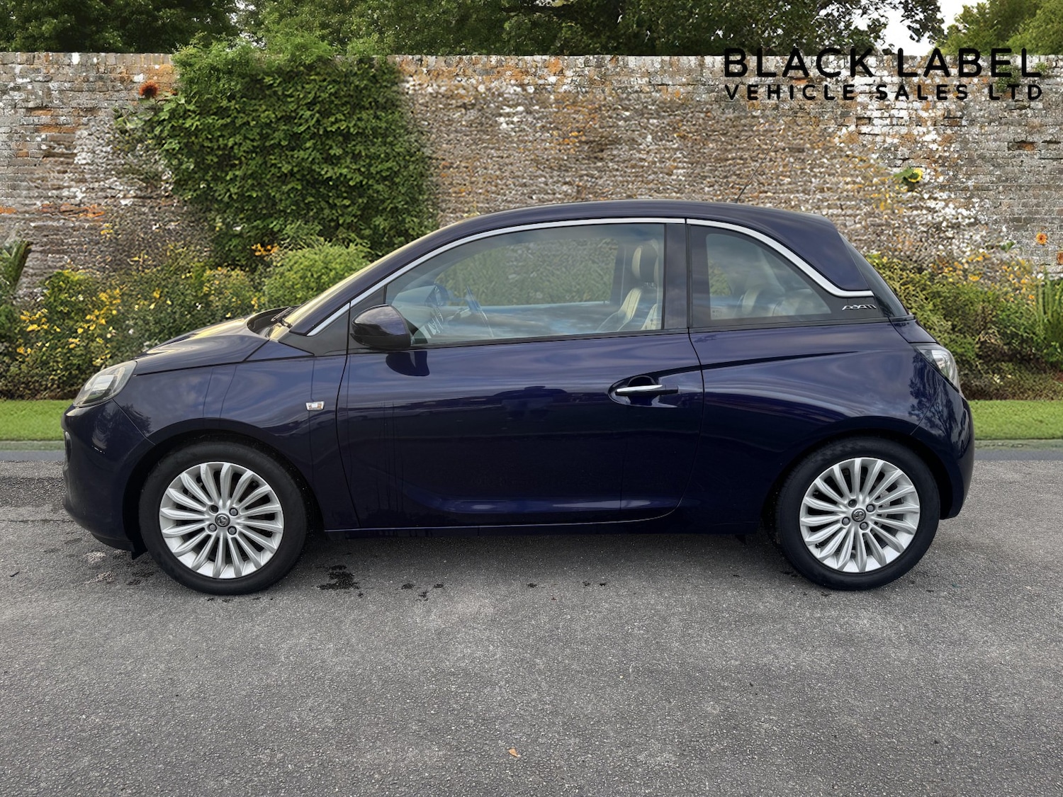 Used Vauxhall ADAM 2014 for sale - 76793613: Photo 5