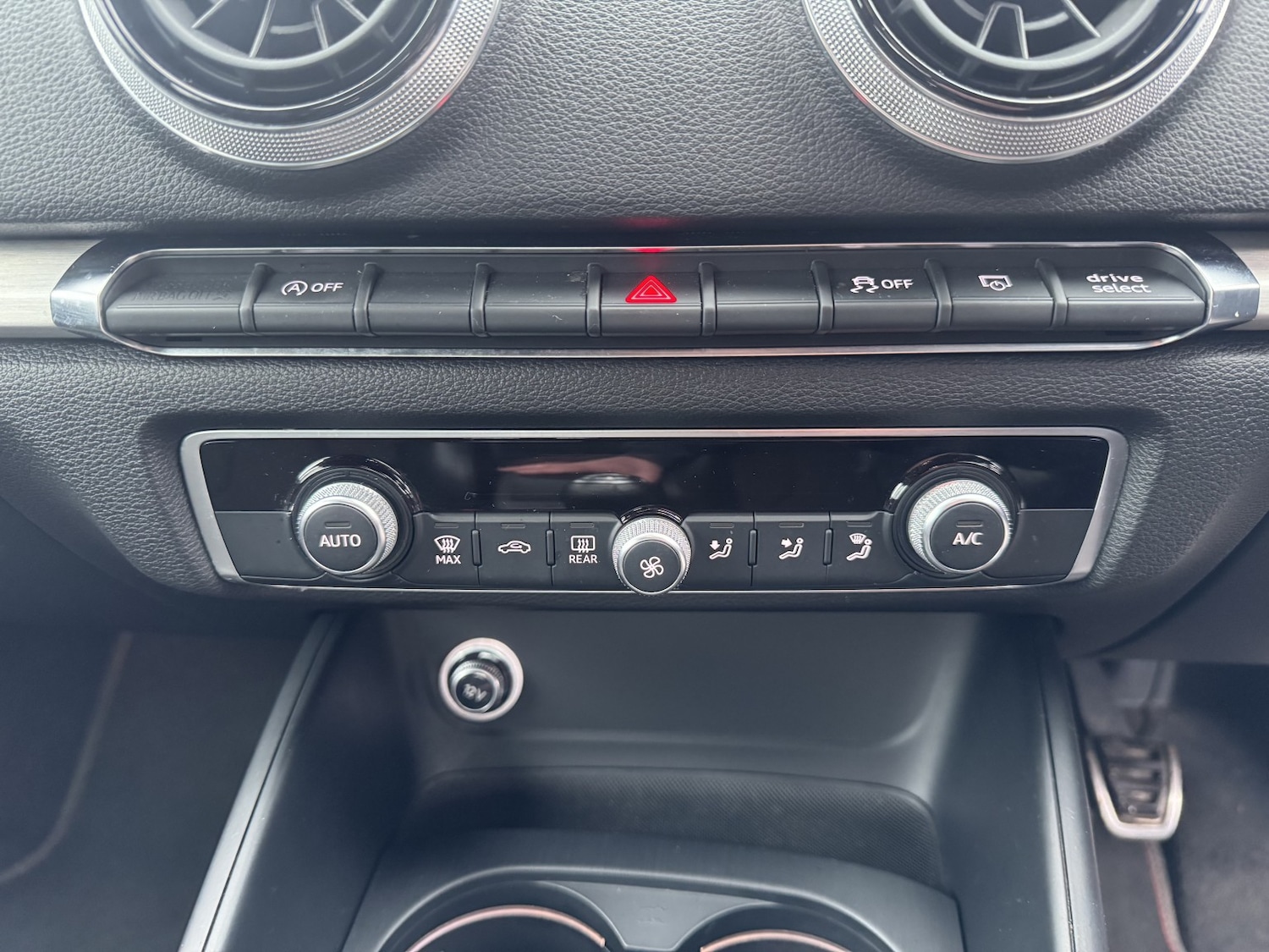 Used Audi A3 2018 for sale - 77277342: Photo 14