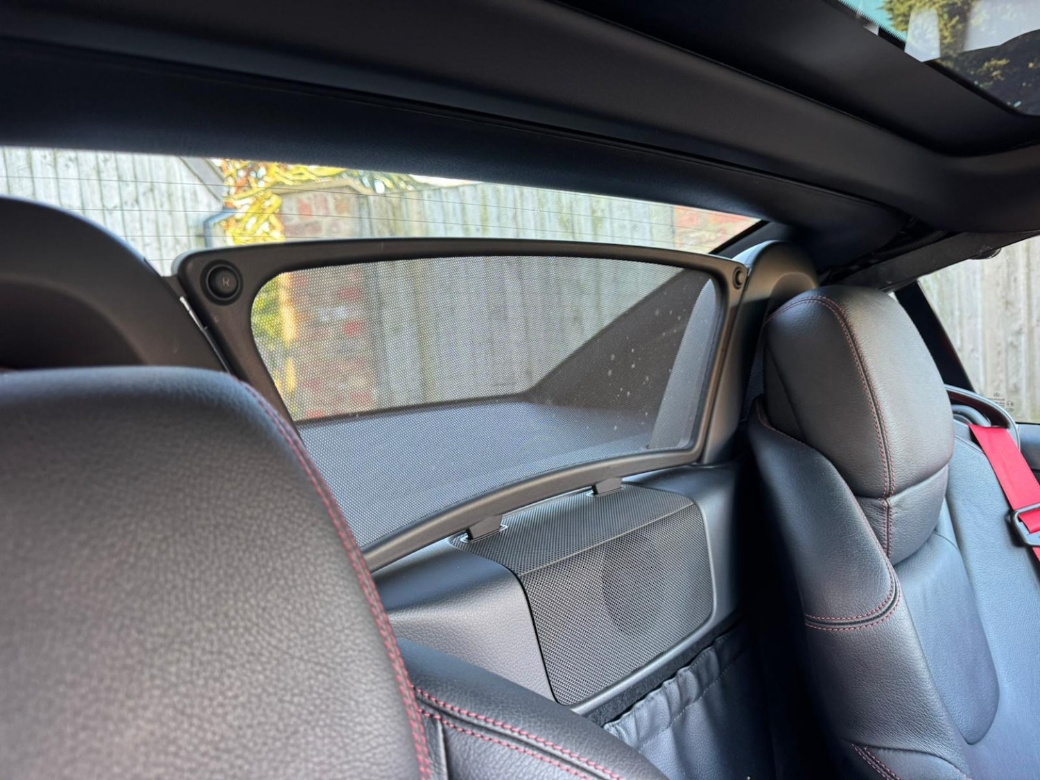 Used Mercedes-Benz SLK 2013 for sale - 76741263: Photo 14